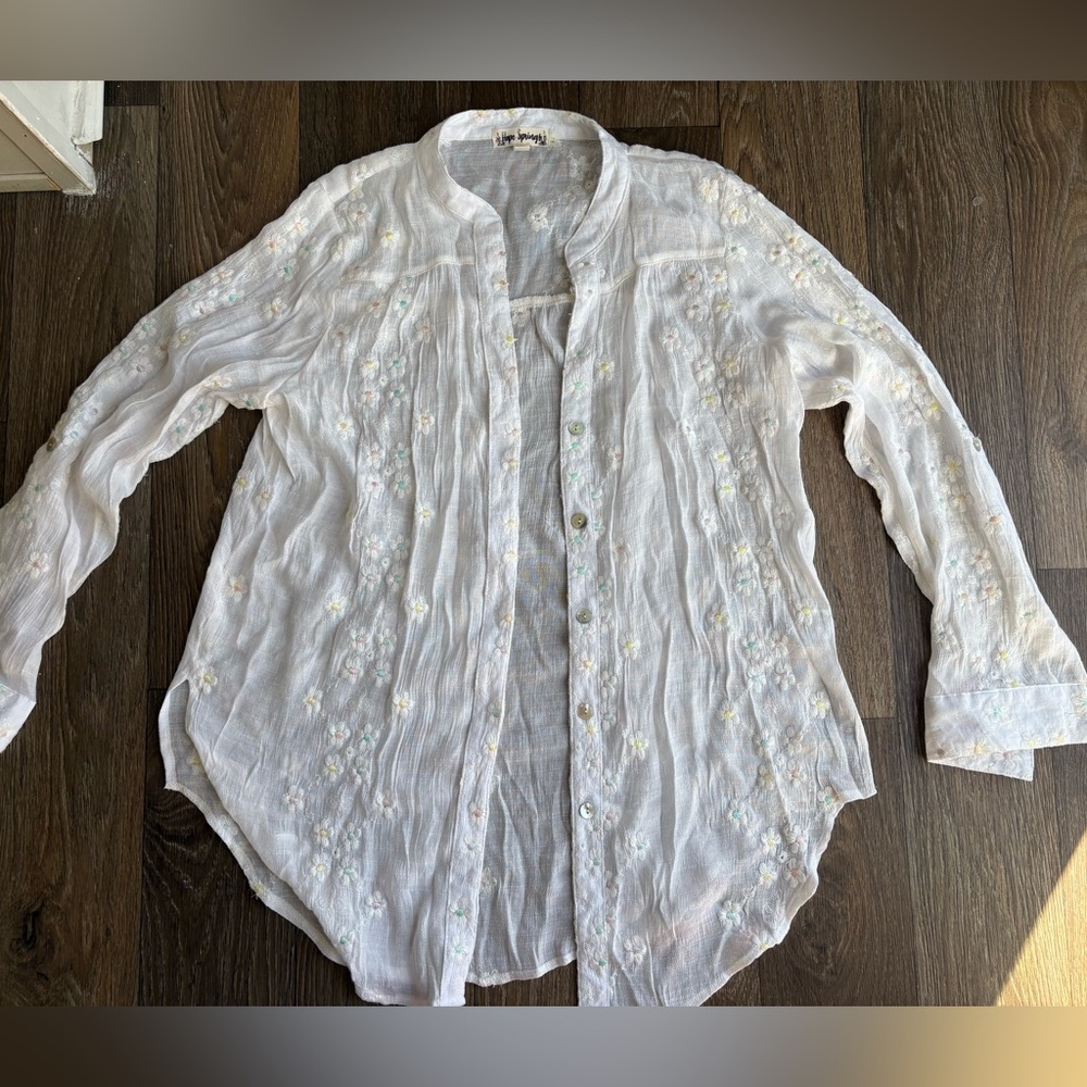 Women’s Spring Ivory Floral Embroidered Top